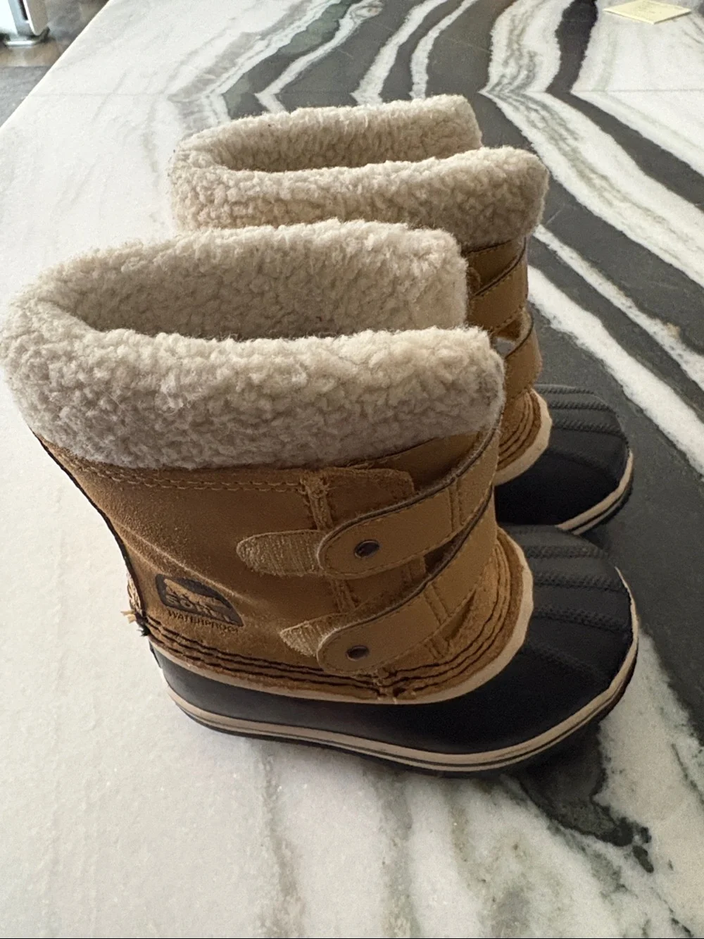 Sorel Kids Tan and Black Cozy Sherpa-Trim Snow Boots